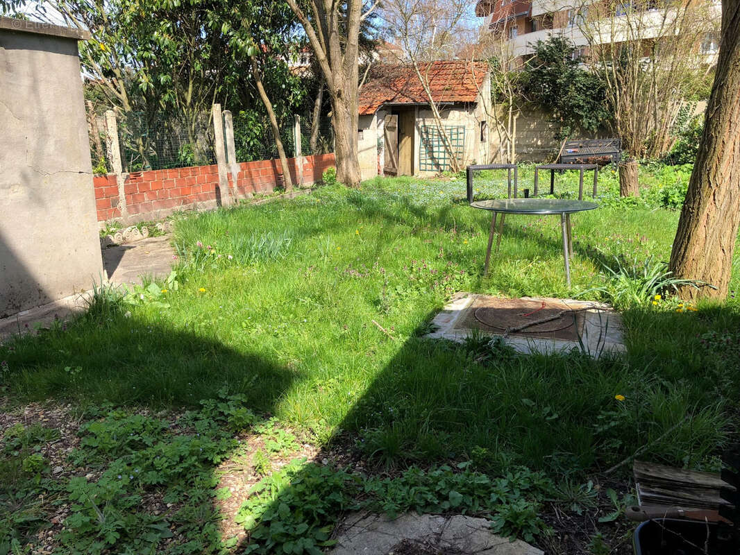 Maison à VIRY-CHATILLON