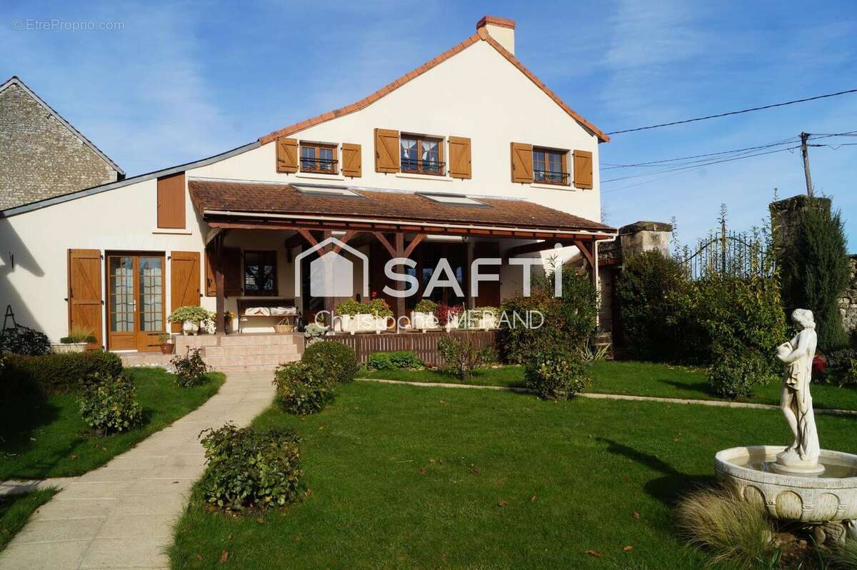 Photo 5 - Maison à DANGE-SAINT-ROMAIN