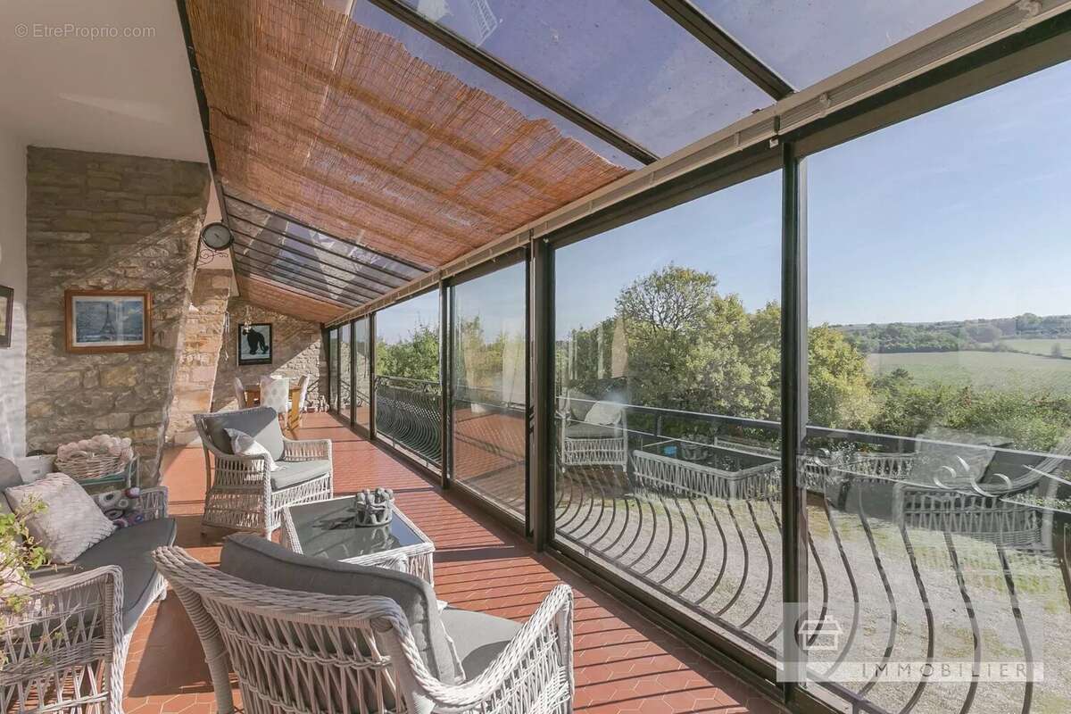 Maison à PUYLAROQUE