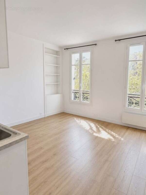 Appartement à PARIS-19E
