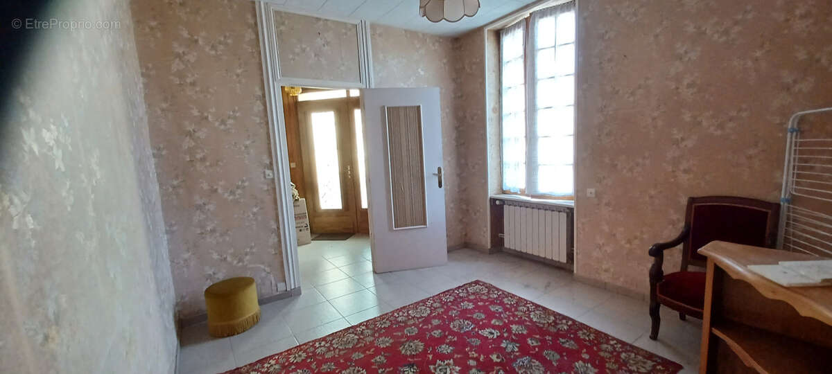 Maison à SAINT-LEOPARDIN-D&#039;AUGY