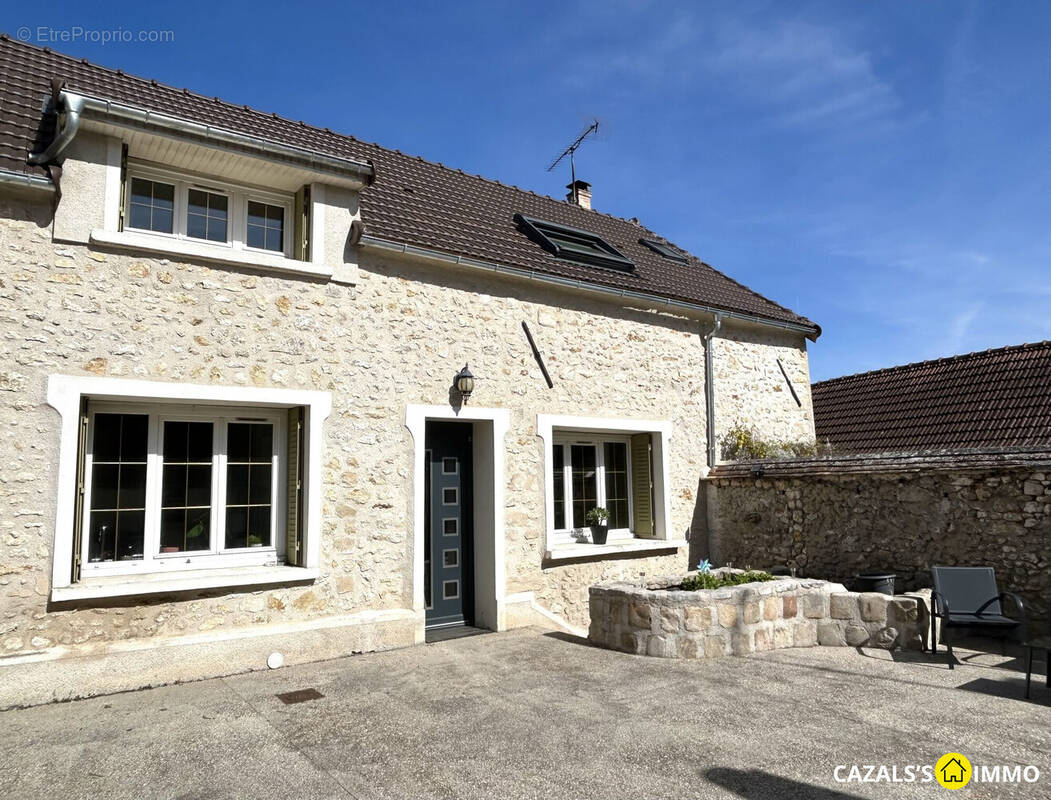 Maison à CELY
