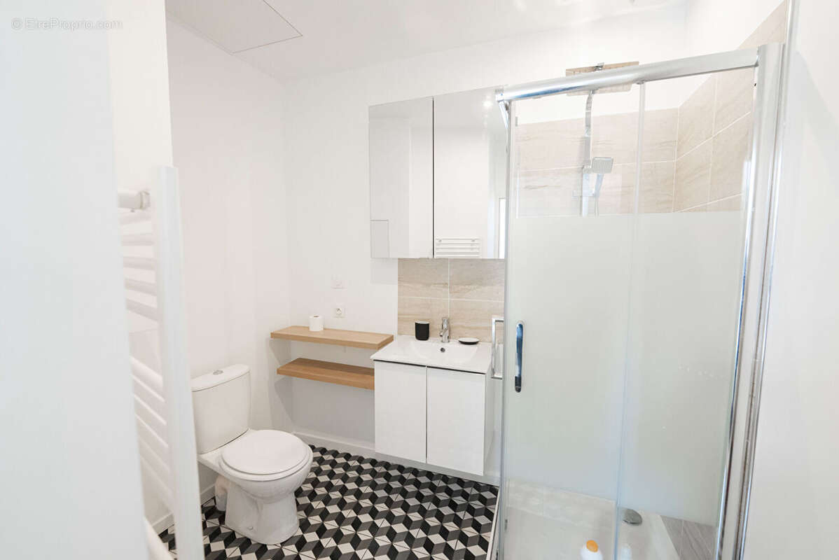 Commerce à BORDEAUX