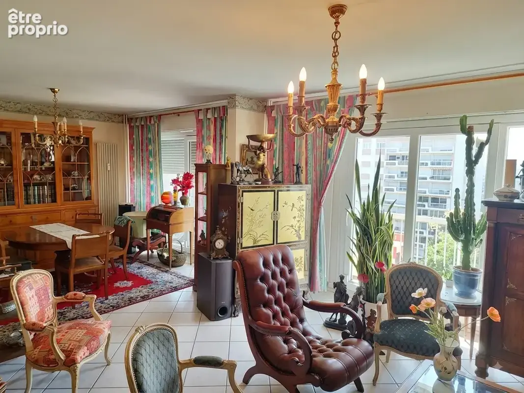 appartement T 5 traversant Est/ Ouest avec vue sur les monts du lyonnais - photo 11