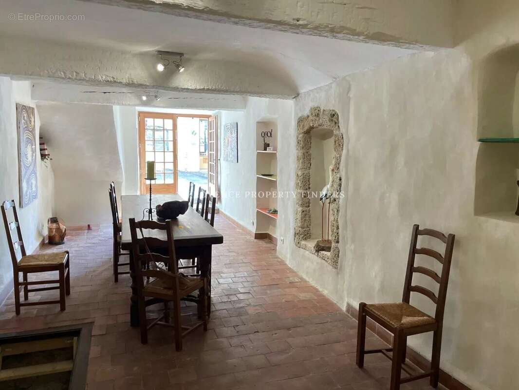 Maison à TOURTOUR