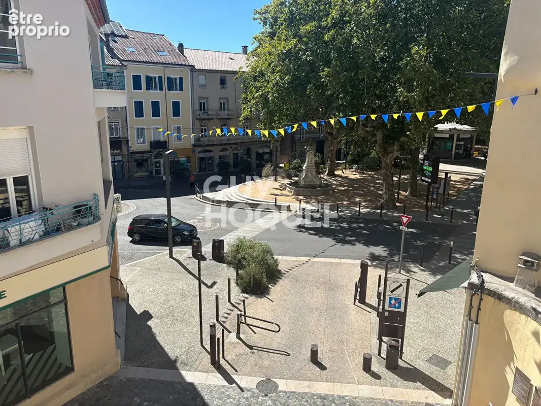 Appartement T1 à vendre au centre-ville d'Aubenas - photo 2