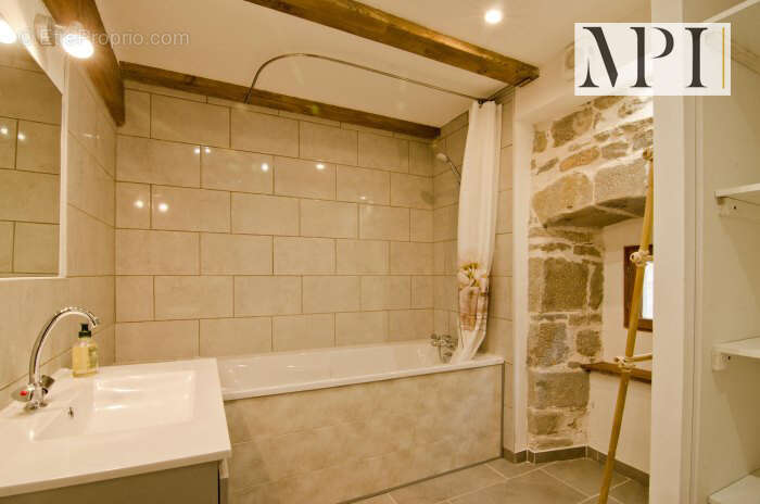 Maison à PEYRIAC-MINERVOIS