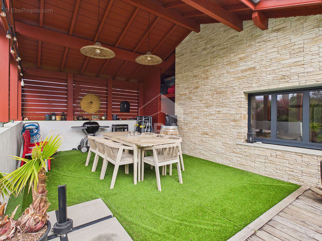 Vente - Maison Contemporaine avec piscine Arcangues - l'épure et la lumière - photo 12