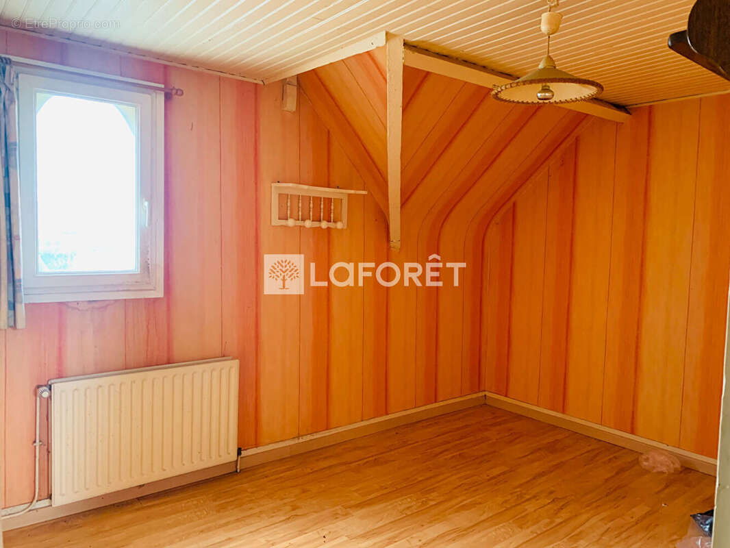 Maison à SAINT-QUENTIN