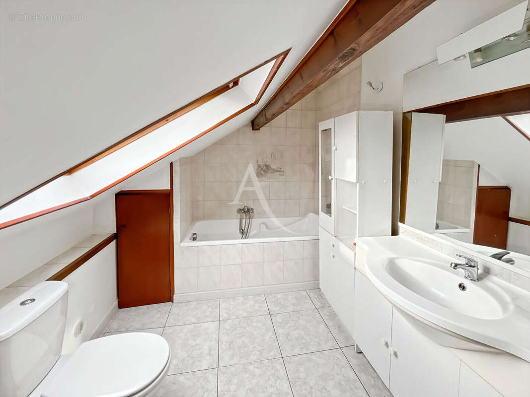 Maison à BRIE-COMTE-ROBERT