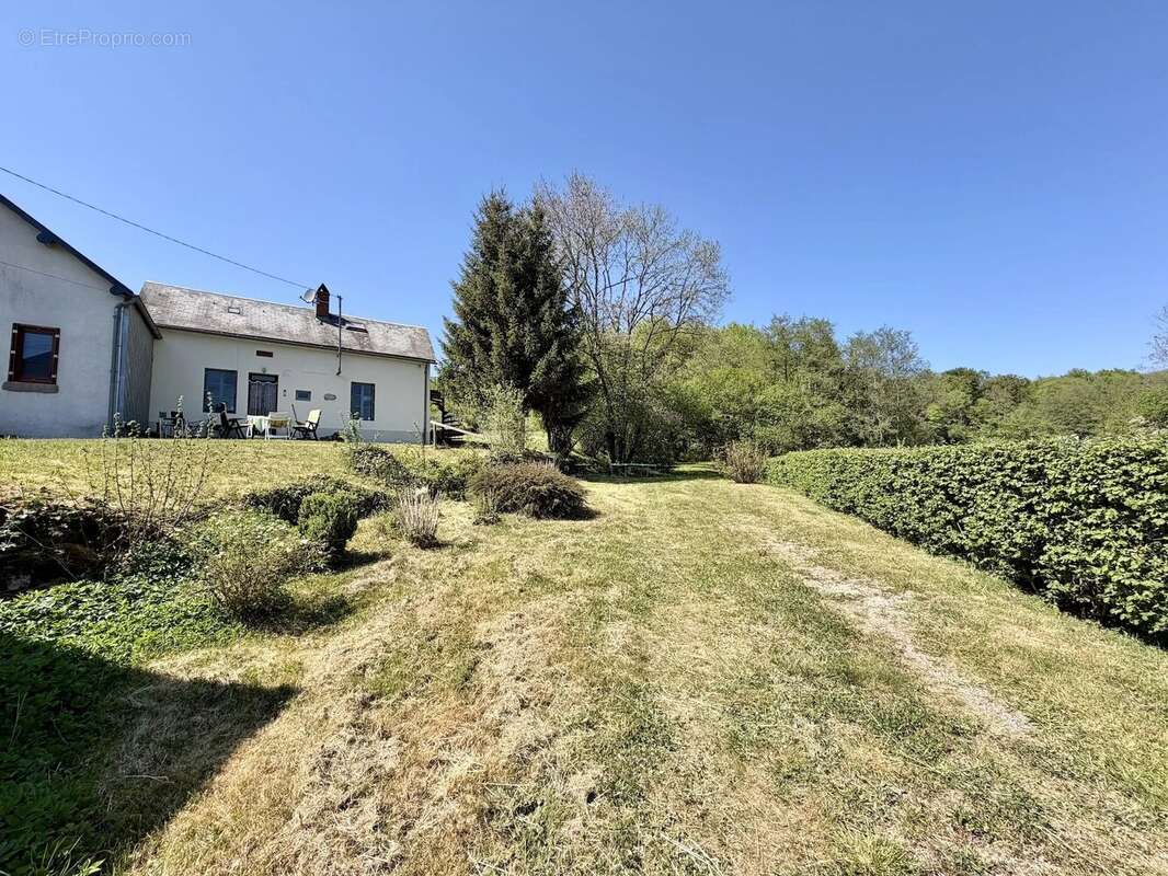 Maison authentique avec un grand terrain à vendre près d'Anost, Morvan - photo 17