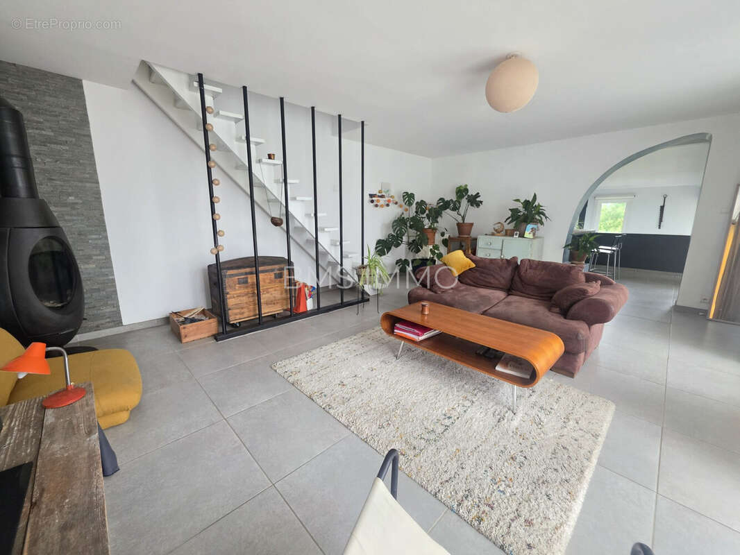 Maison 113 m² à Coutiches  - photo 3