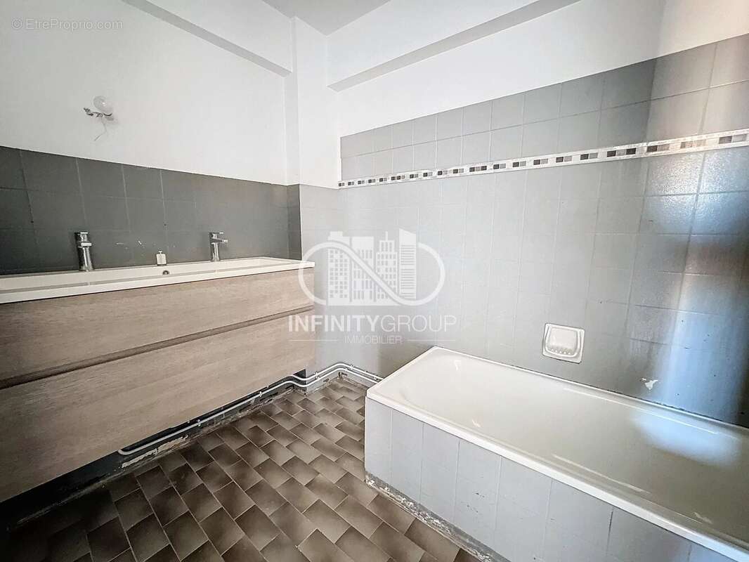 Appartement à CAGNES-SUR-MER