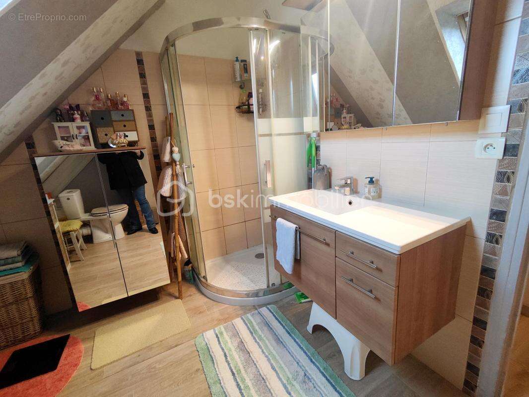 Maison en pierres rénovée – Louvigné-du-Désert (35420) – 3 chambres – 669 m² de terrain - photo 15