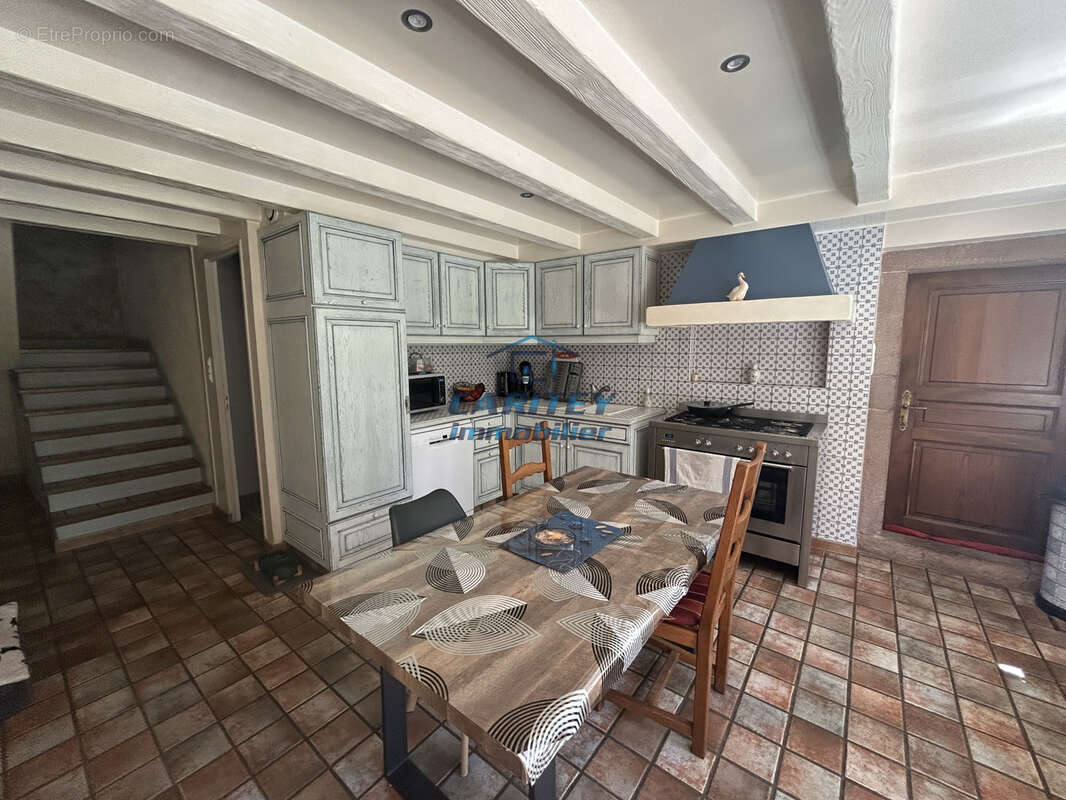 Maison à TERNUAY-MELAY-ET-SAINT-HILAIRE
