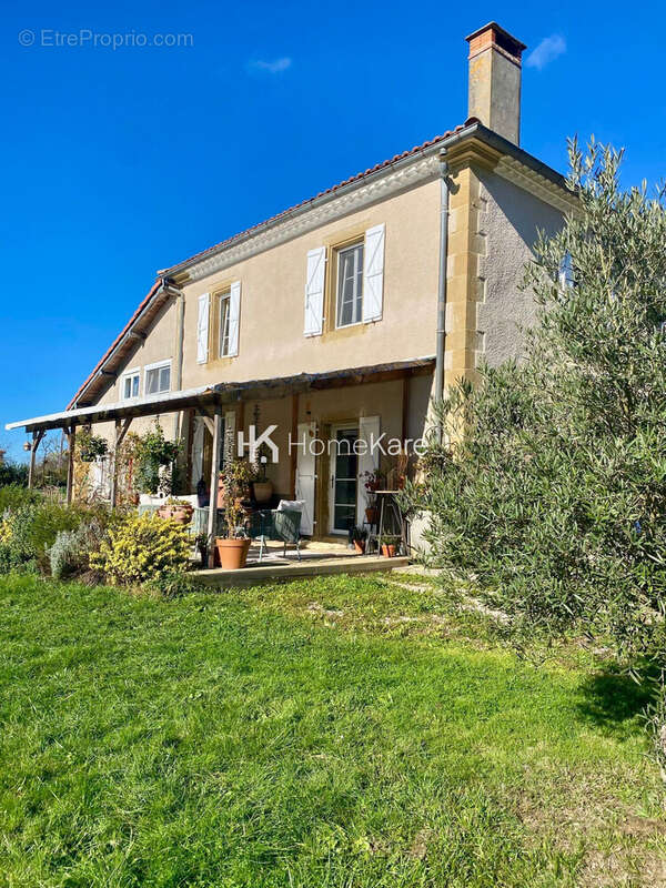 Maison à BOULOGNE-SUR-GESSE