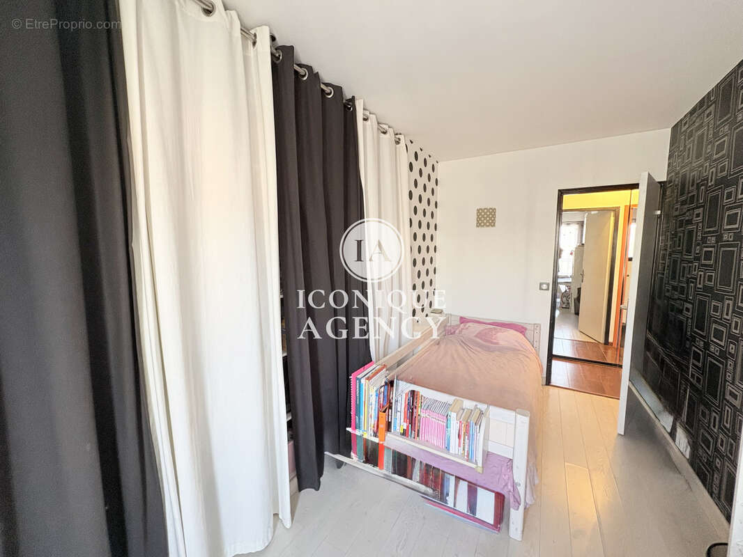 Appartement à VALLAURIS