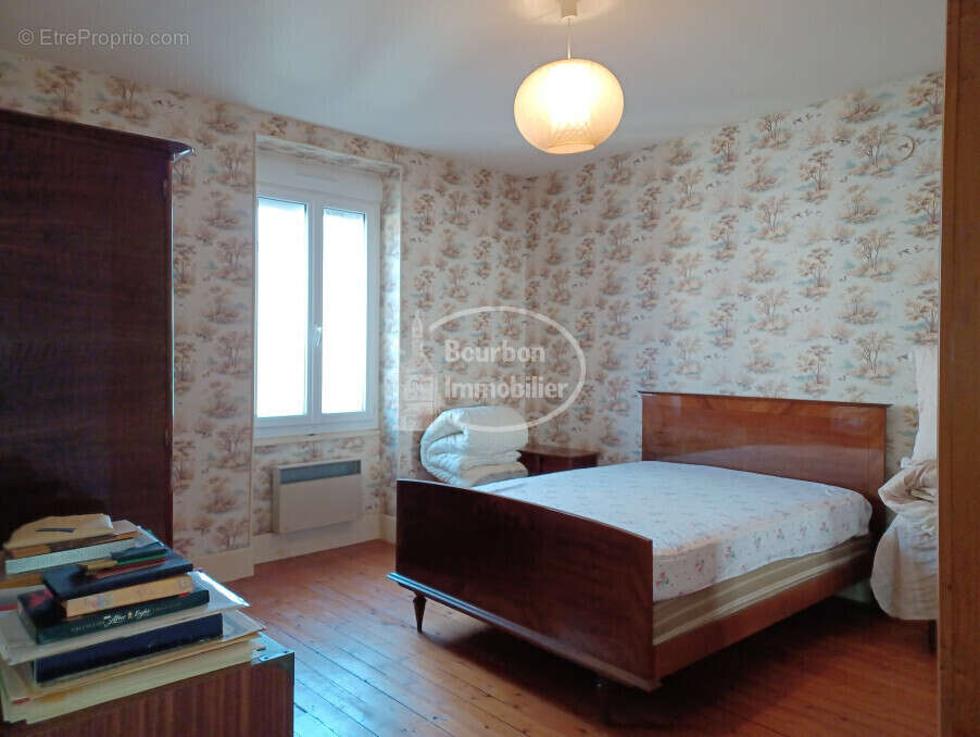 Appartement à ISSY-L&#039;EVEQUE