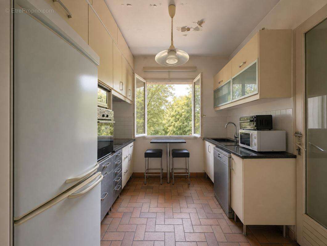 Maison 294 m² à Marseille-12e  - photo 5
