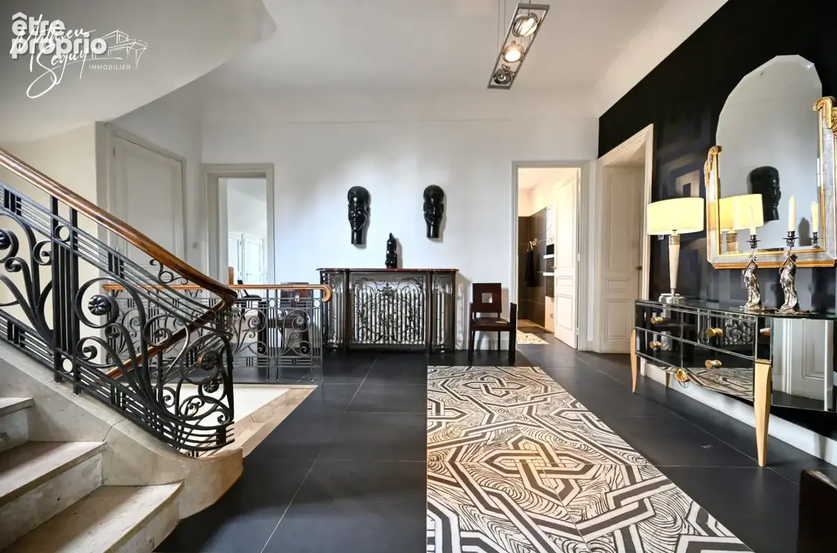 CHAZELLES SUR LYON - Propriété de Prestige - photo 19