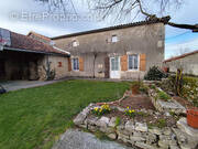 Maison à SAINT-LAURENT-DE-CERIS