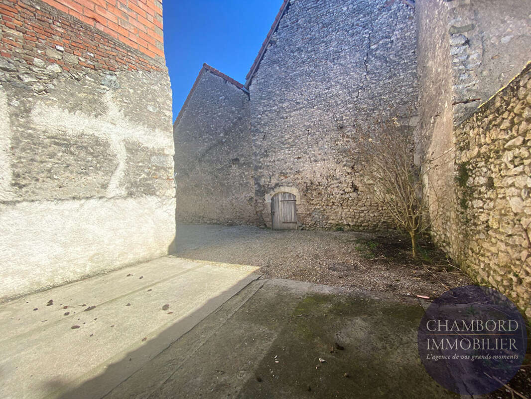 Maison en centre-ville Selles Sur Cher 107 m2 - photo 16