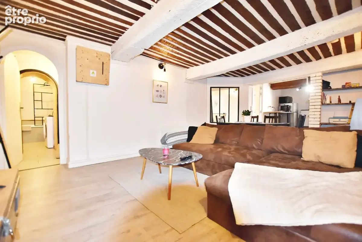 Toulon (83) - emplacement ideal centre ville – appartement 2 pieces de 51 m² plein de charme et de cachet - investissement ou re - photo 2