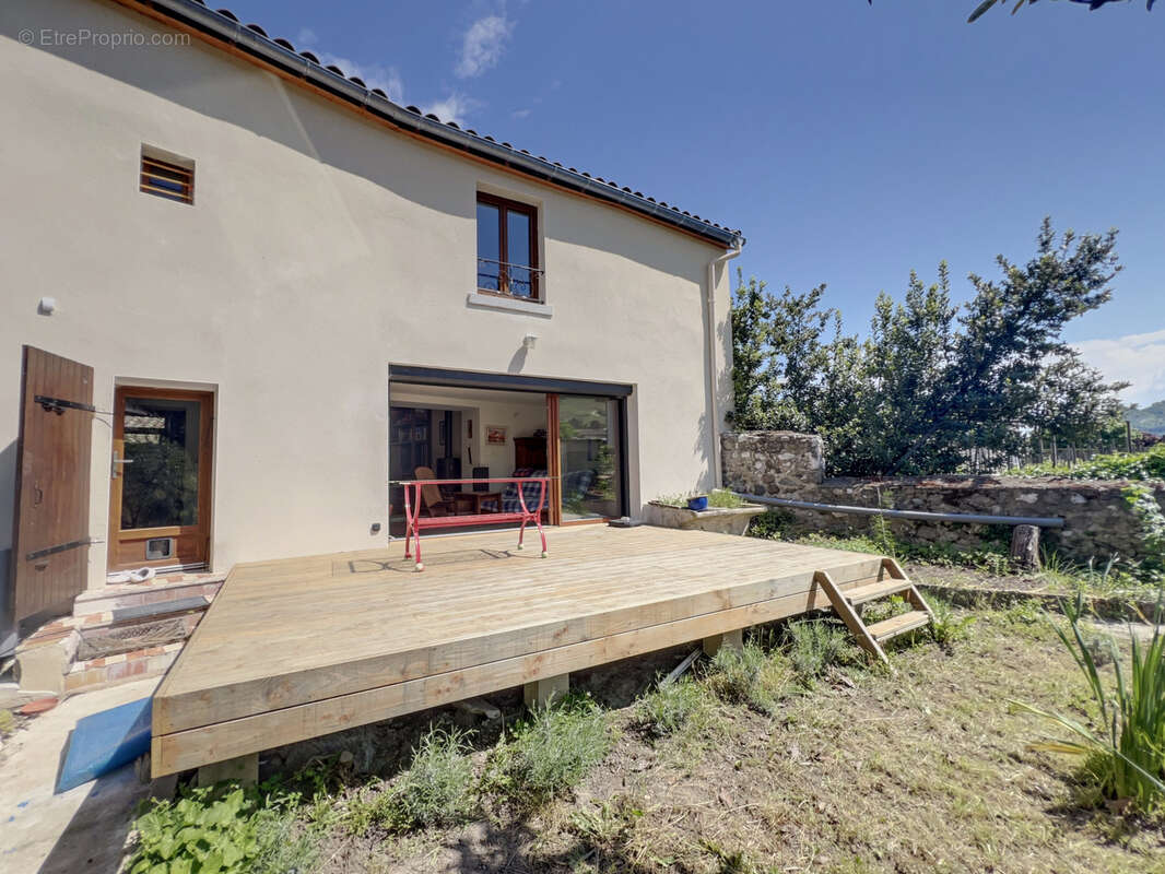 Maison à CORNAS