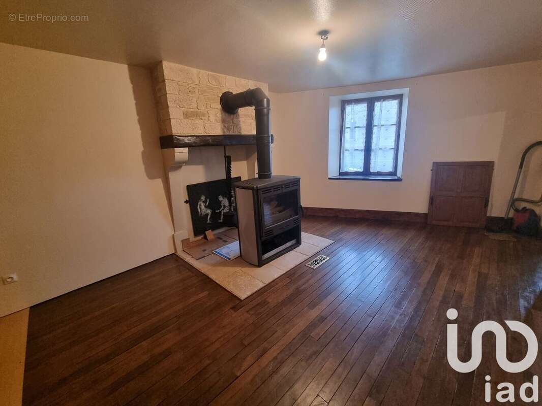 Photo 9 - Maison à ARTAISE-LE-VIVIER