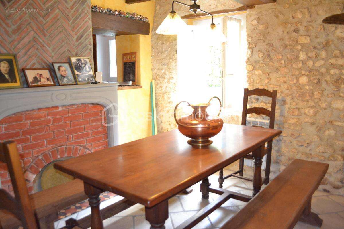 A vendre -longere de 121 m² sur 8000 m² de terrain arbore - photo 10
