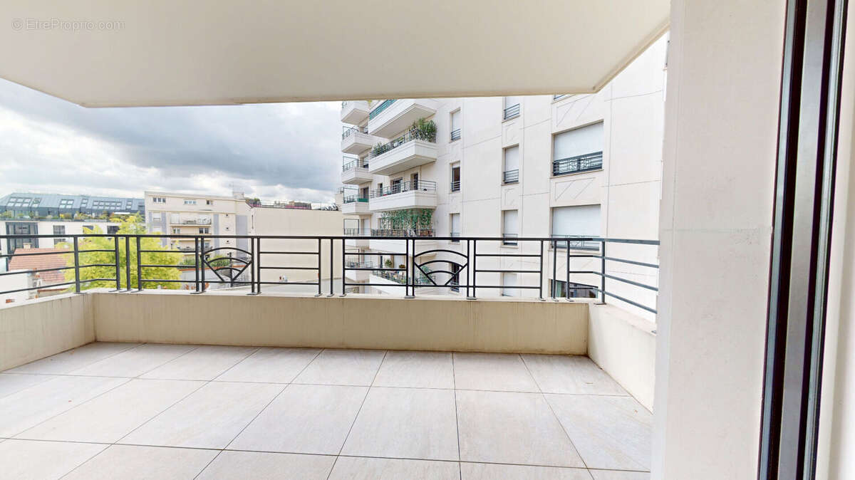 Appartement à SAINT-OUEN