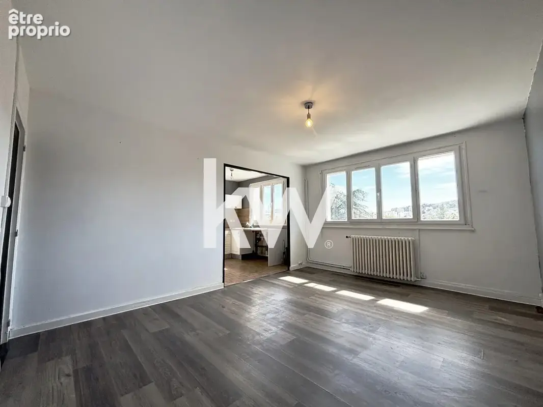 Appartement 4 pièces 67 m² à vendre à Saint-Priest-En-Jarez (42270) - photo 4