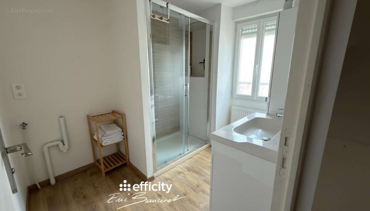 Maison 71 m² à Niort  - photo 7