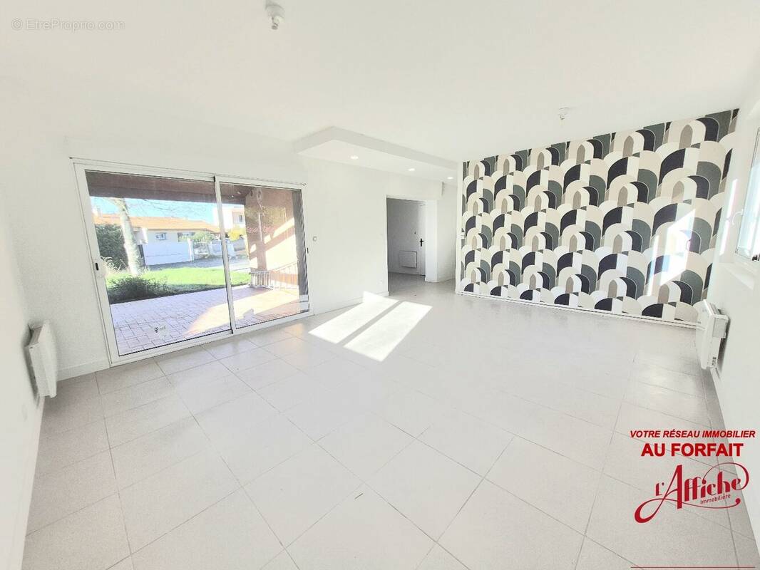 Maison à CASTELGINEST