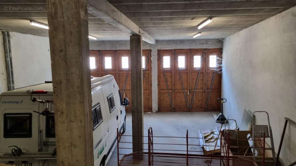 Appartement à DUNIERES