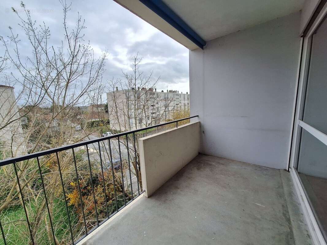 Appartement à COGNAC