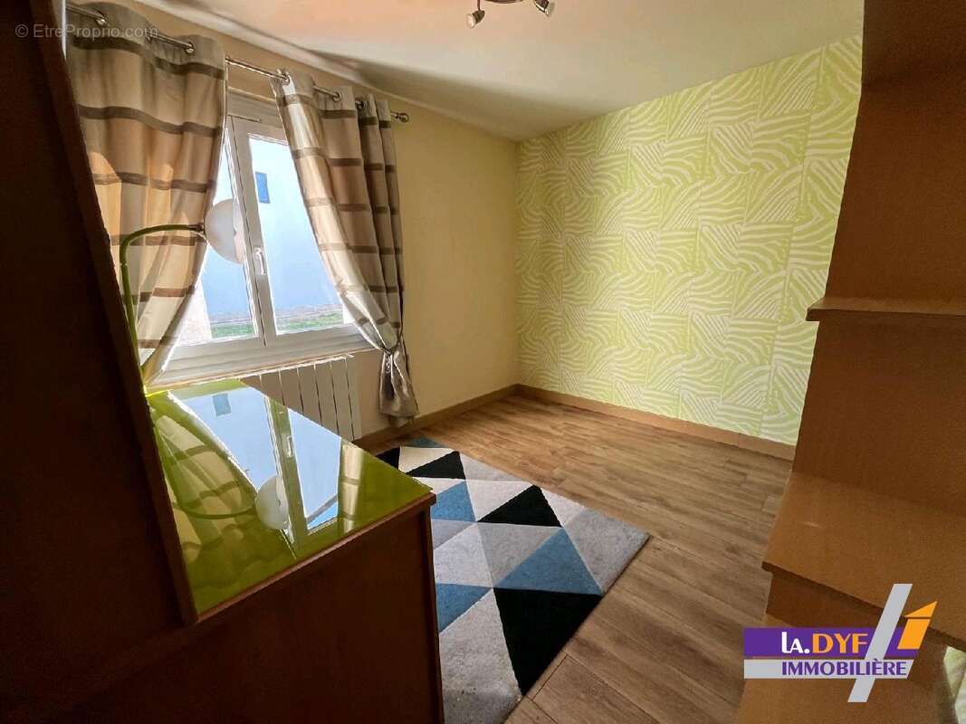 Maison à TREMBLAY-EN-FRANCE