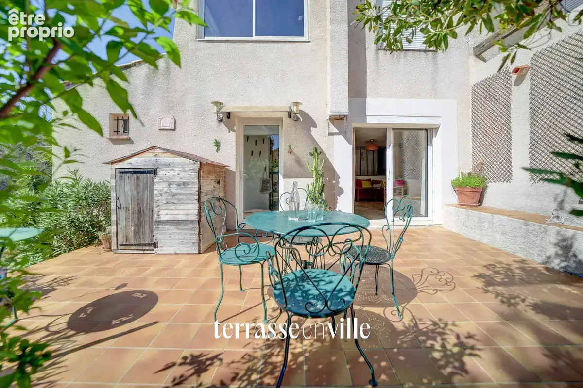 Ceyreste - rez-de-jardin - t3 - 76 m2 - jardin 540 m2 - vue degagee sur le vallon - 399 000 € - photo 2