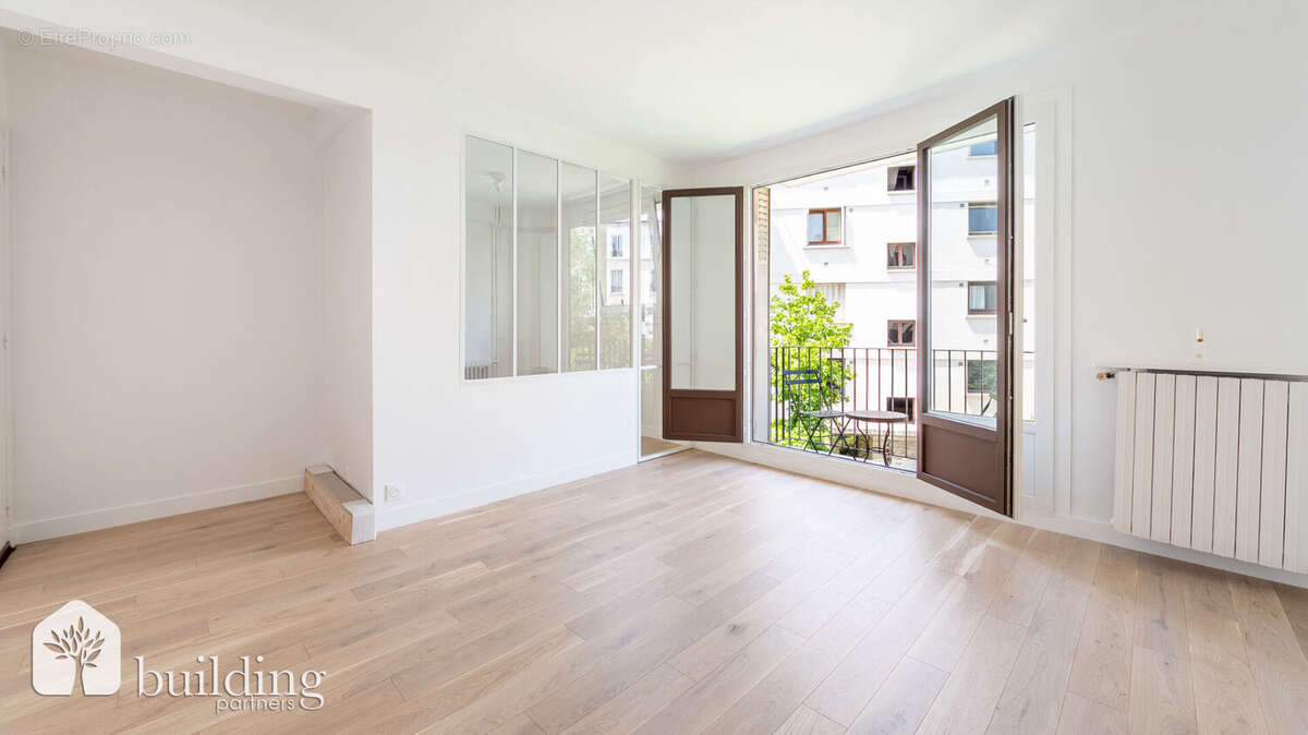 A vendre - Levallois-Perret - Anatole France - Appartement 2 pièces de 27,85 m² avec balcon - photo 7