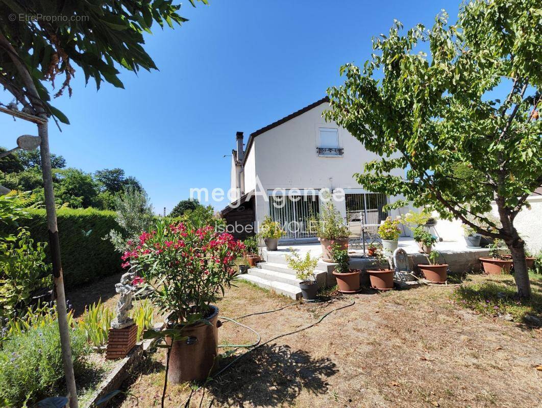 Maison à BOIS-LE-ROI