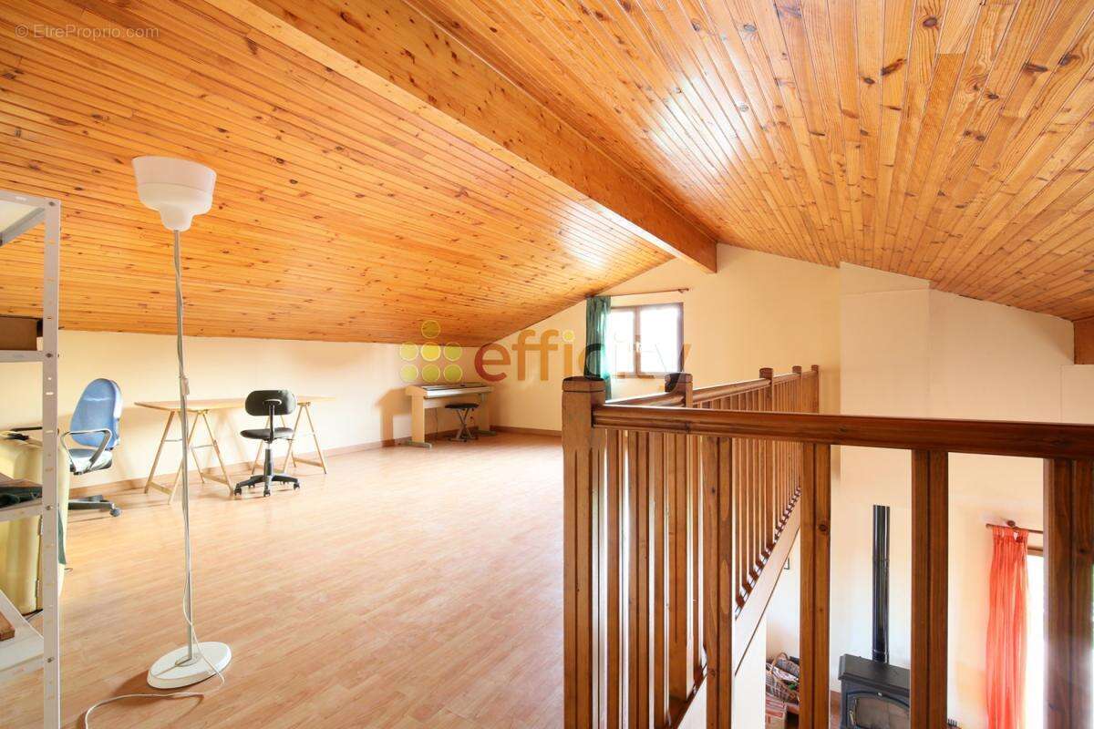 Maison à SAINTE-FOY-D'AIGREFEUILLE