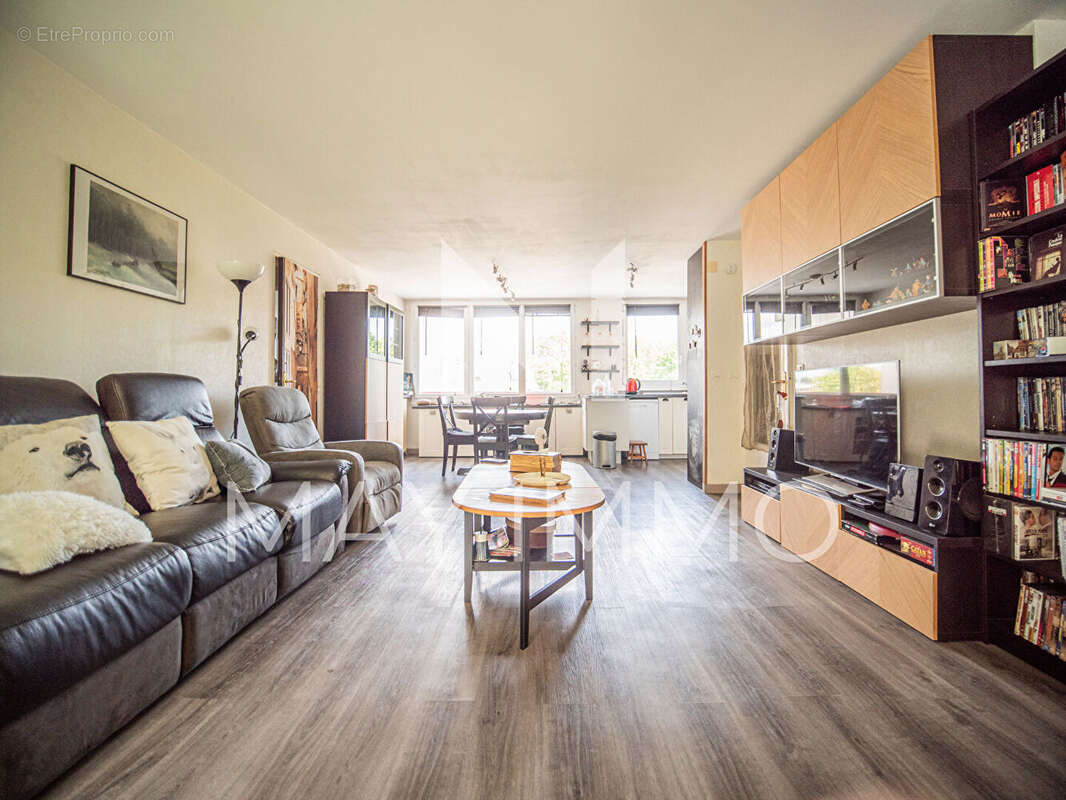 Appartement à LOGNES