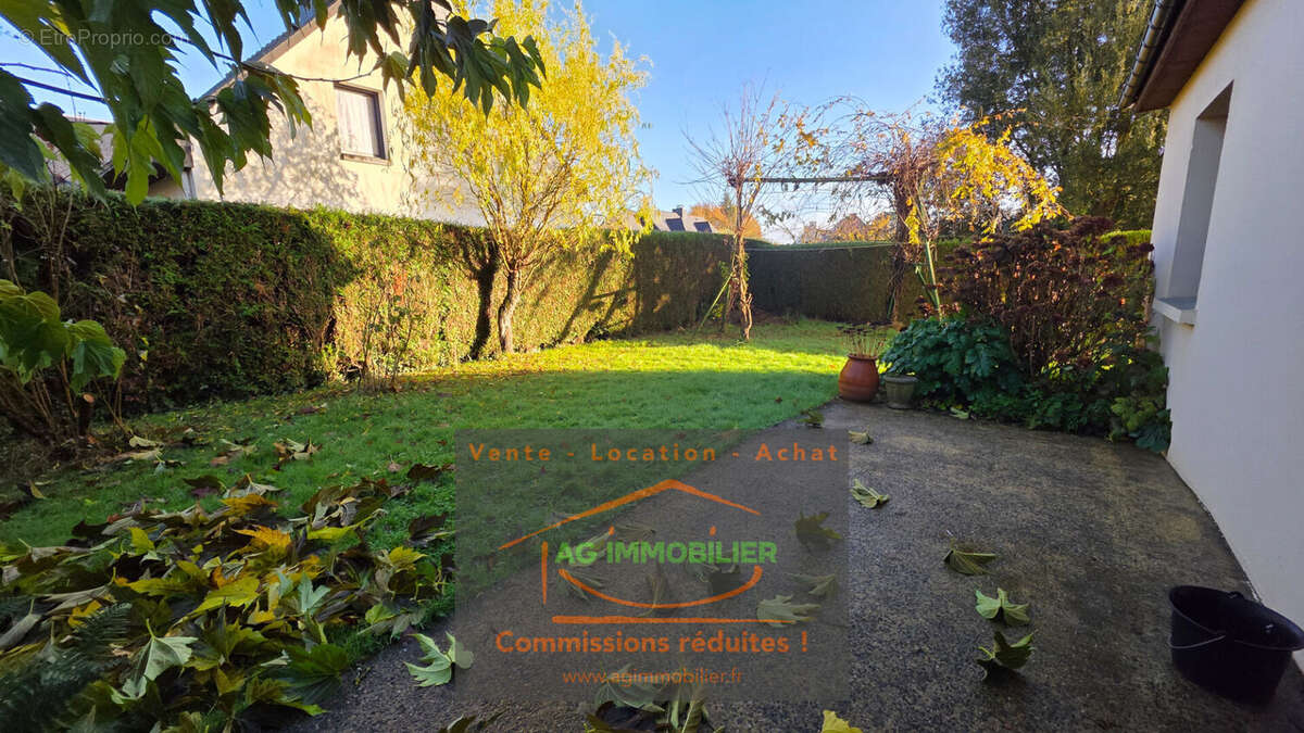 Maison à MONTGERMONT