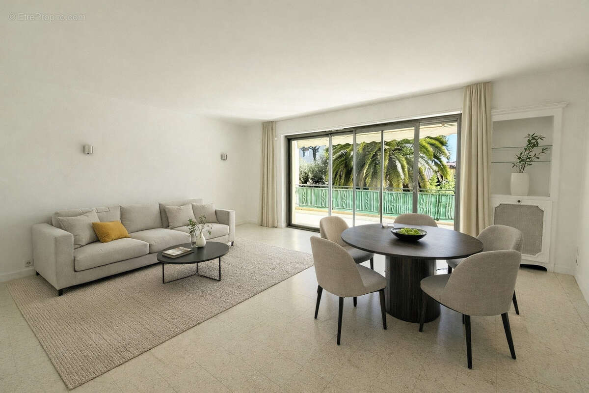 Appartement à LE CANNET