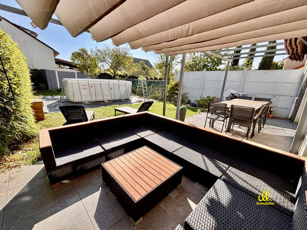 Maison à CHARLEVILLE-MEZIERES