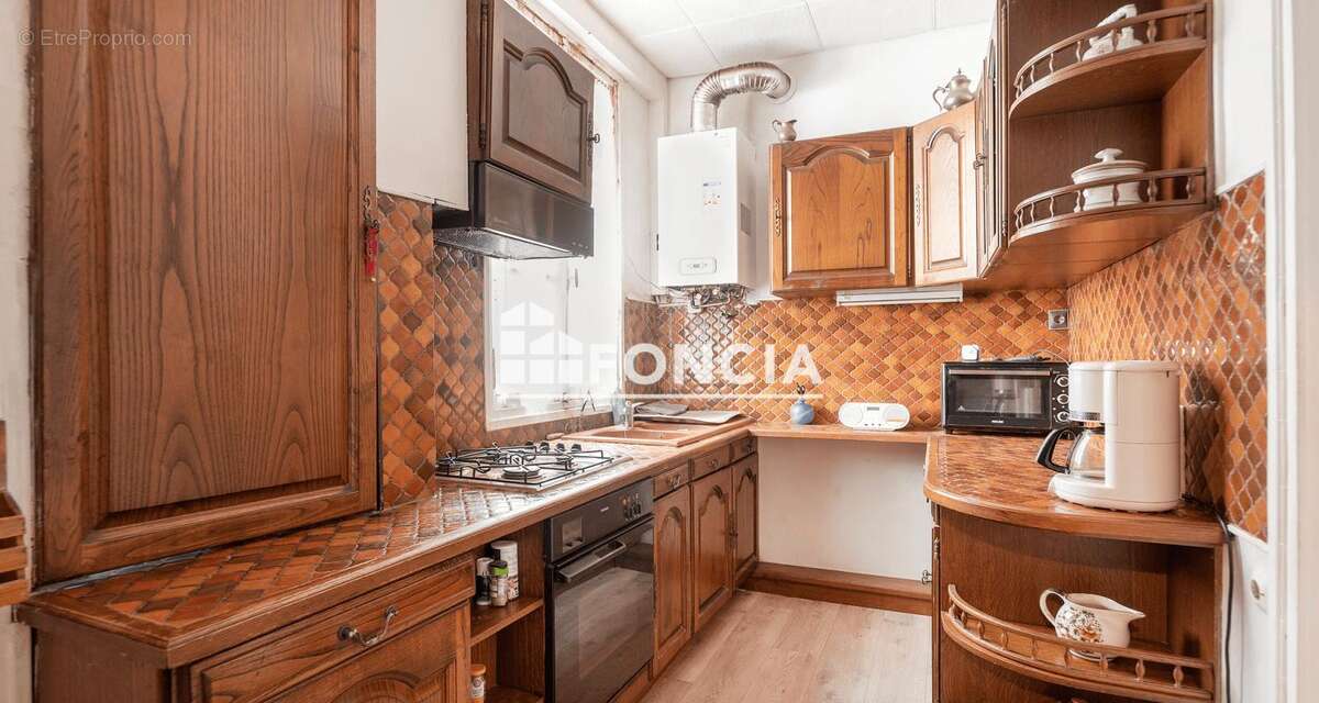Appartement à PARIS-10E
