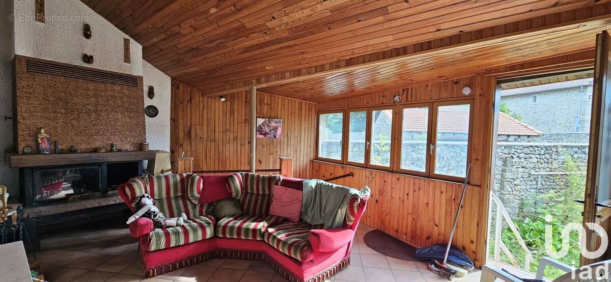 Photo 1 - Maison à ROZIER-COTES-D&#039;AUREC