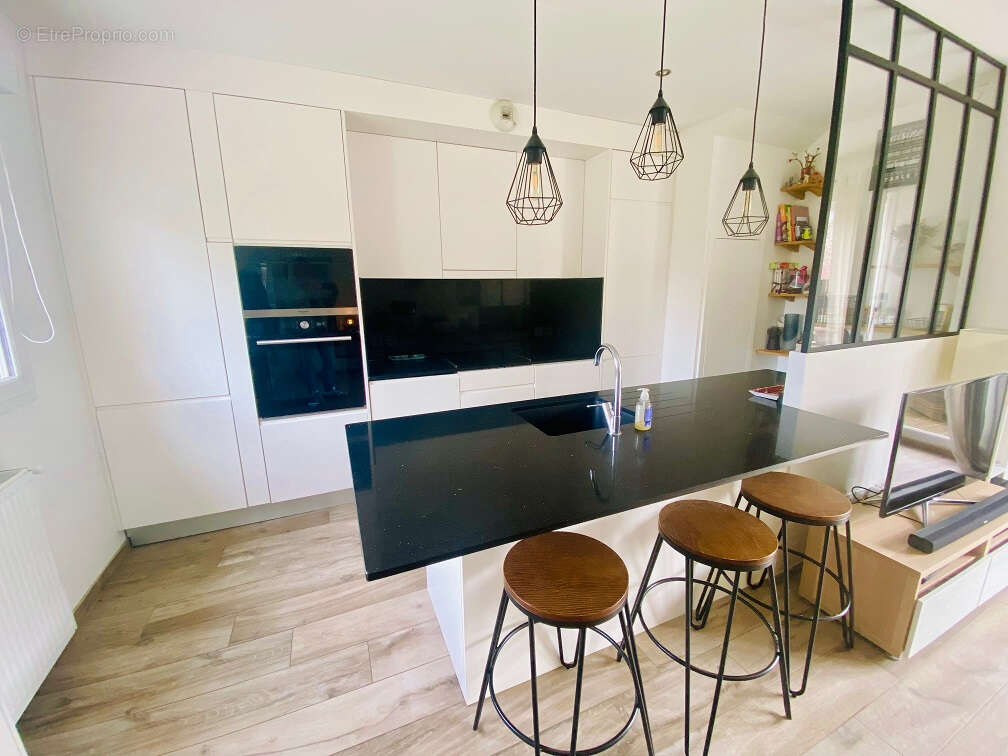 Appartement à CROISSY-BEAUBOURG