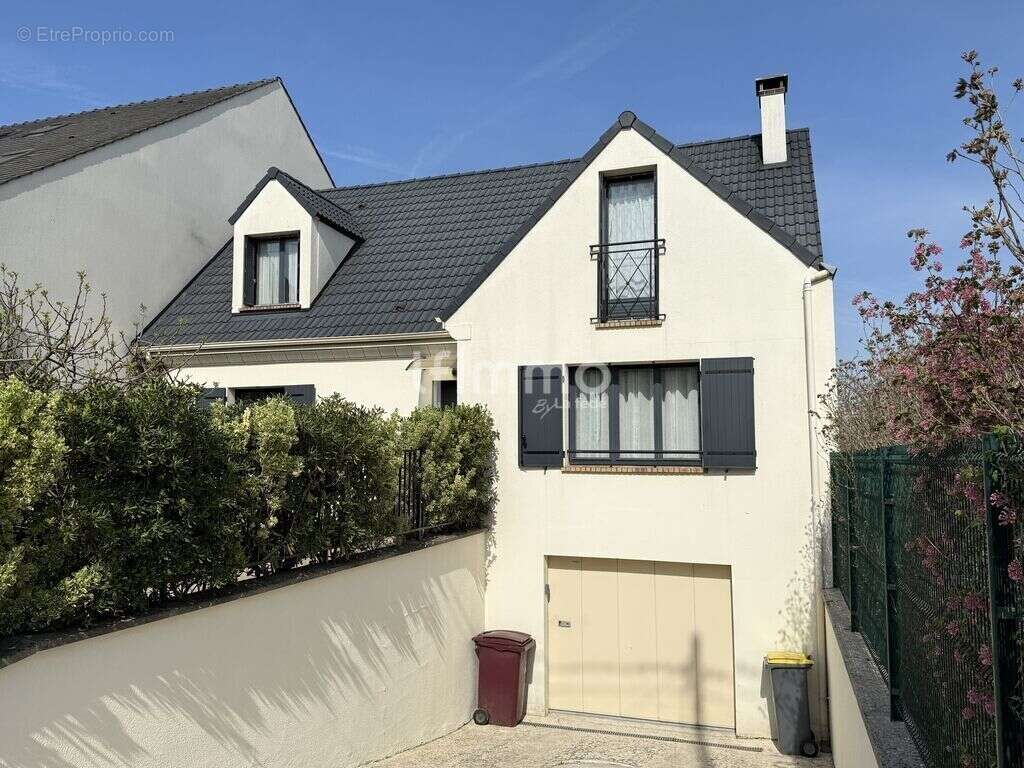 Maison à GOURNAY-SUR-MARNE
