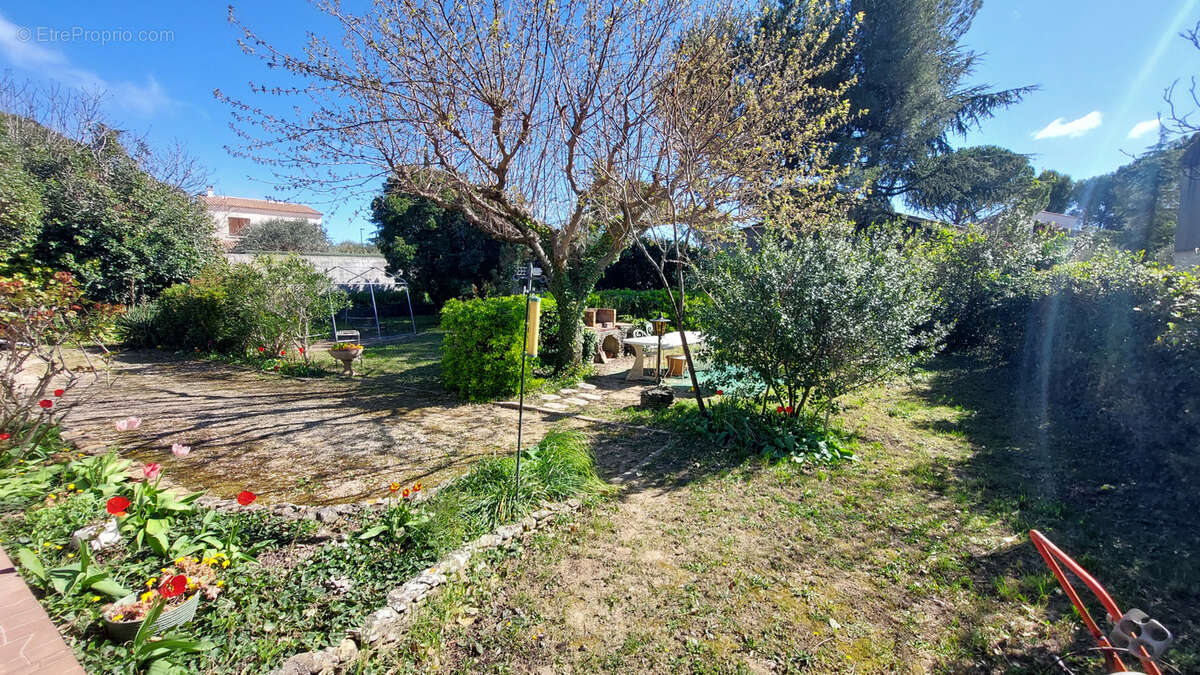 Maison à BOURG-SAINT-ANDEOL